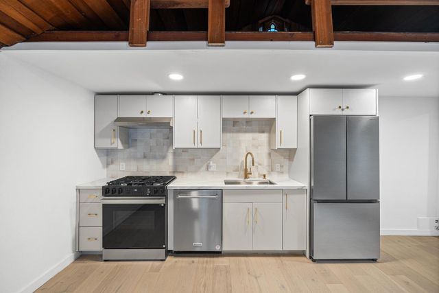 1640 9th Ave, Sacramento, CA 95818