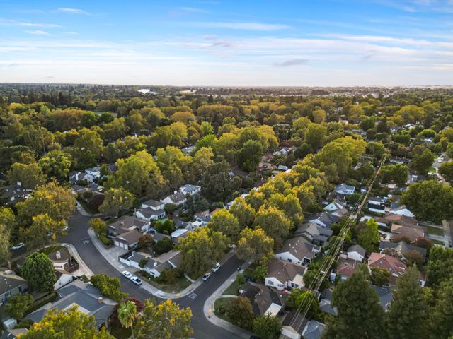 1640 9th Ave, Sacramento, CA 95818