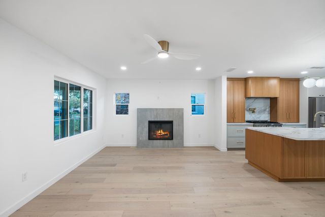 1640 9th Ave, Sacramento, CA 95818