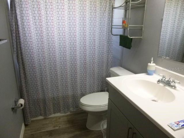 528 CENTRAL AVENUE, Frostproof, FL 33843