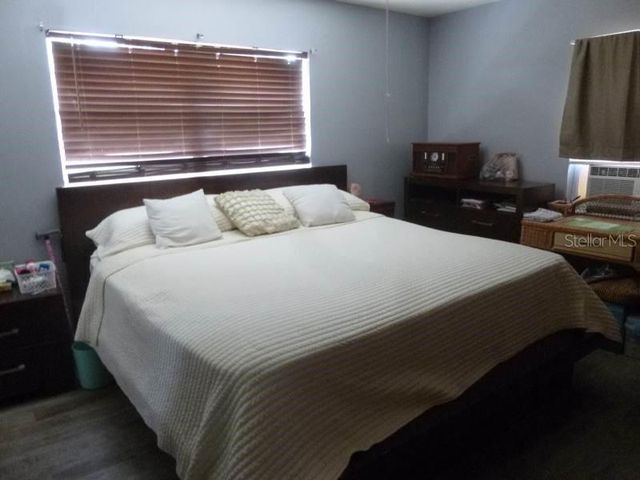 528 CENTRAL AVENUE, Frostproof, FL 33843