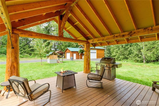 134 Bishop Rd, Port Angeles, WA 98363