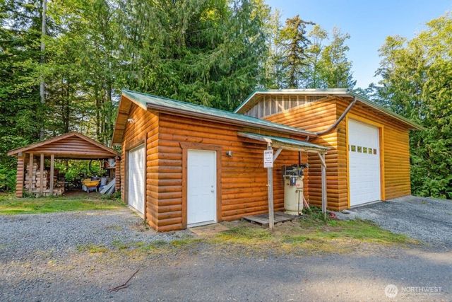 134 Bishop Rd, Port Angeles, WA 98363