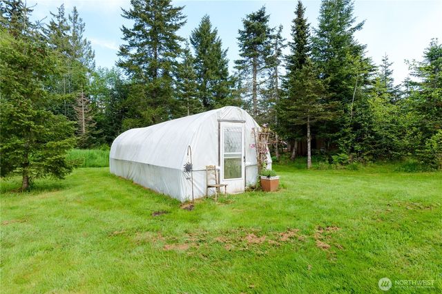 134 Bishop Rd, Port Angeles, WA 98363