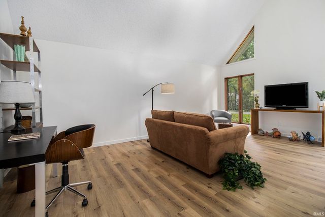 30137 Fox Run Trail, Granger, IN 46530