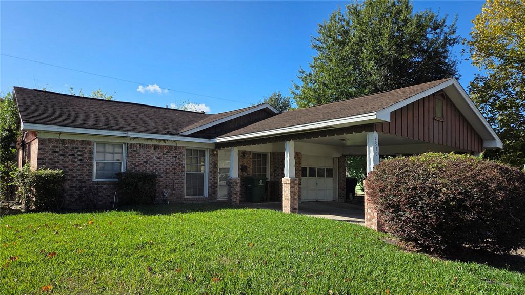 8510 Cowart Street, Houston, TX 77029