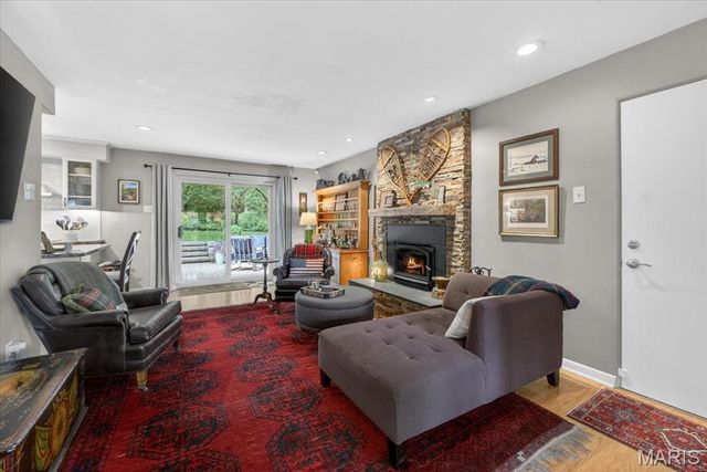 2316 Divot Drive, Crystal Lake Park, MO 63131