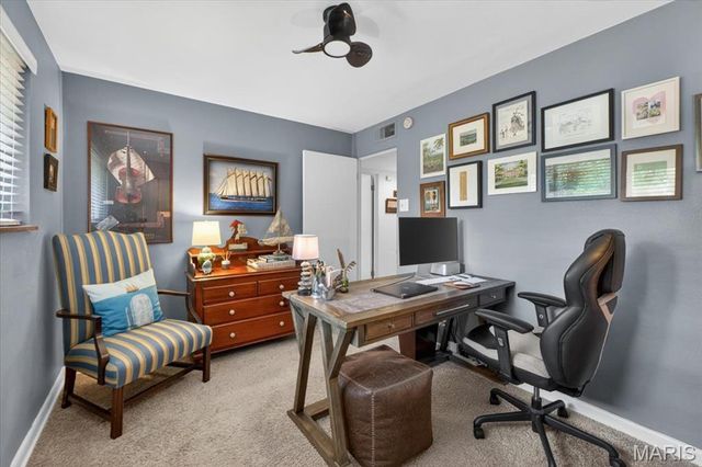 2316 Divot Drive, Crystal Lake Park, MO 63131