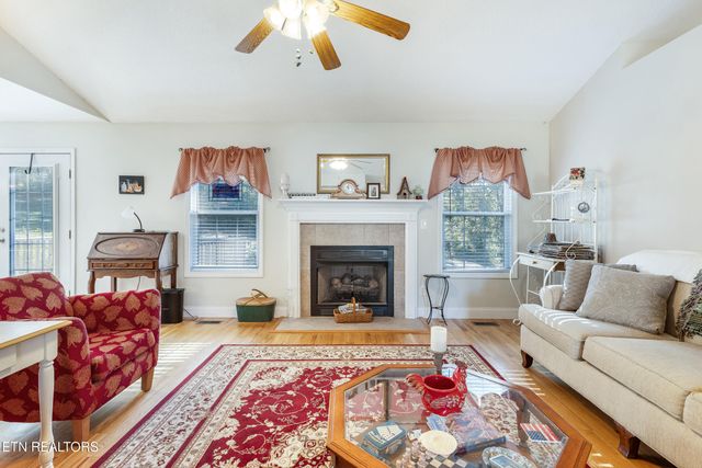 124 Huntington Lane, Heiskell, TN 37754