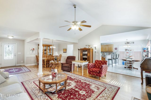 124 Huntington Lane, Heiskell, TN 37754