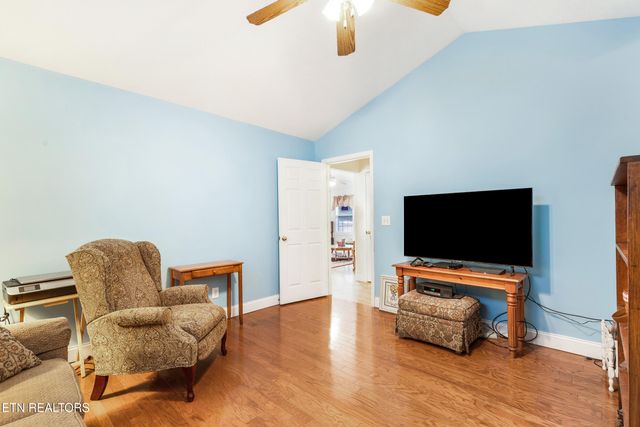 124 Huntington Lane, Heiskell, TN 37754