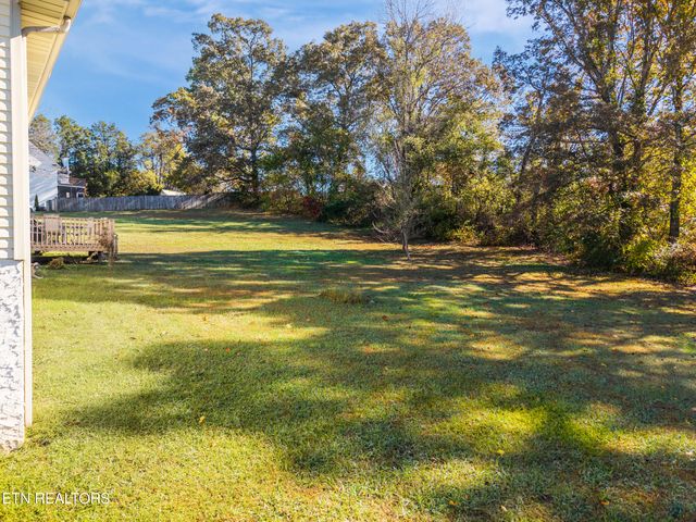 124 Huntington Lane, Heiskell, TN 37754