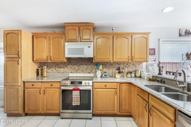 124 Huntington Lane, Heiskell, TN 37754