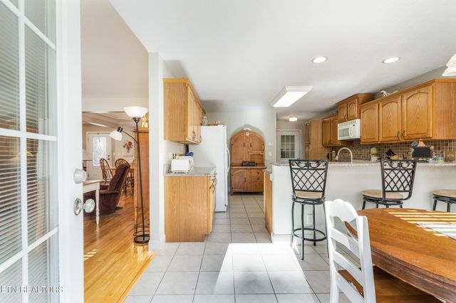 124 Huntington Lane, Heiskell, TN 37754