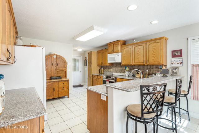 124 Huntington Lane, Heiskell, TN 37754