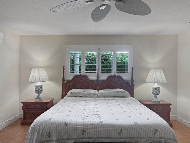 2936 NW 9th Terrace, Wilton Manors, FL 33311