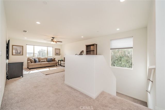 32813 Oakland, Winchester, CA 92596