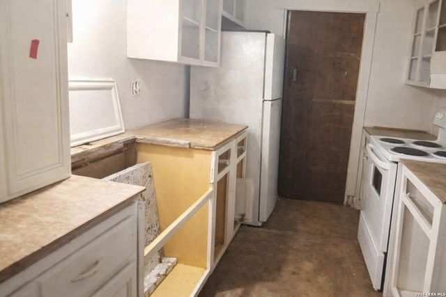 5110 Saint Nicholas, San Antonio, TX 78228