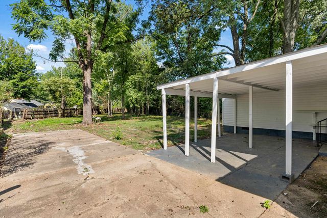 810 INDIAN DR, Memphis, TN 38122