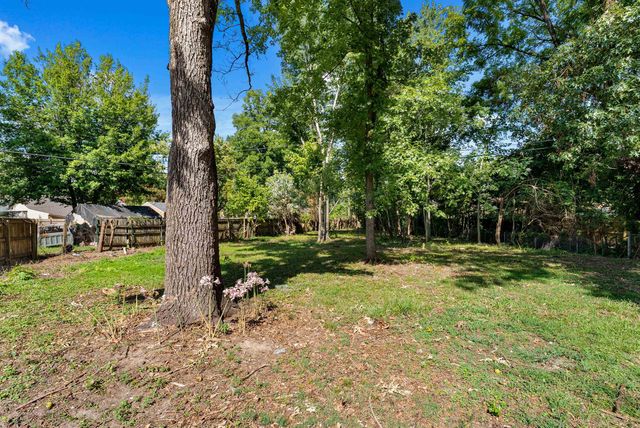 810 INDIAN DR, Memphis, TN 38122