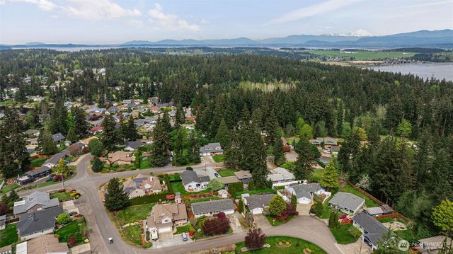 381 Cambrae Drive, Camano Island, WA 98282