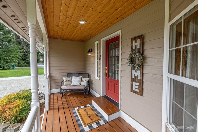381 Cambrae Drive, Camano Island, WA 98282
