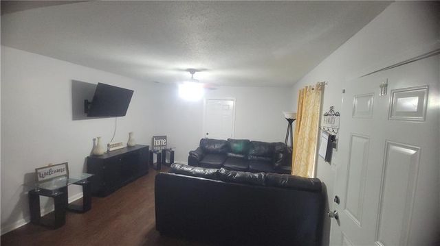5328 Colonial Oaks Drive N, Mobile, AL 36618