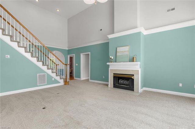 524 Shadow Brooke DR, Chesapeake, VA 23320