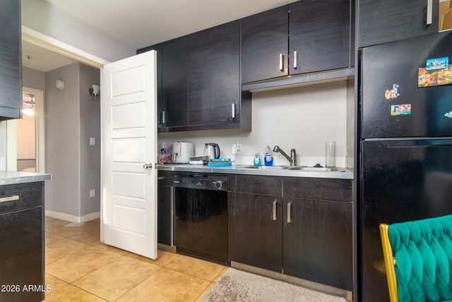 822 E MONTECITO Avenue, Phoenix, AZ 85014