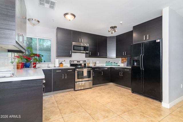 822 E MONTECITO Avenue, Phoenix, AZ 85014