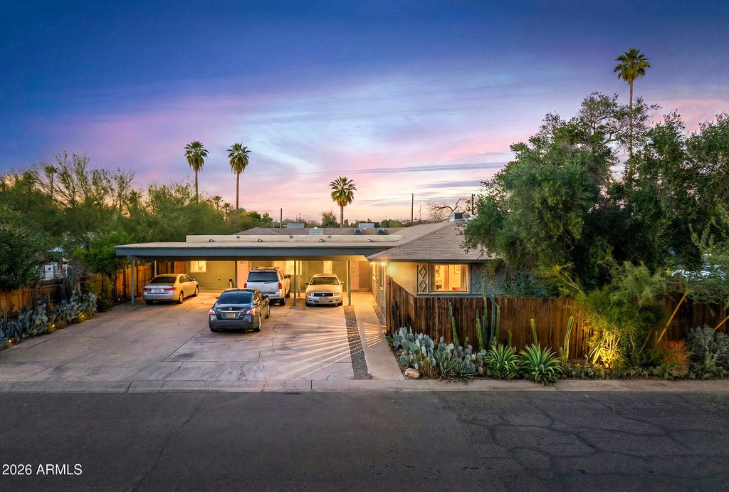 822 E MONTECITO Avenue, Phoenix, AZ 85014