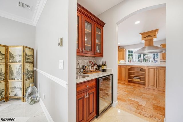 9 Pennbrook Ct, Montville Twp., NJ 07045