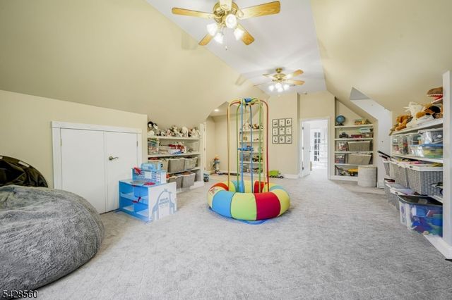 9 Pennbrook Ct, Montville Twp., NJ 07045