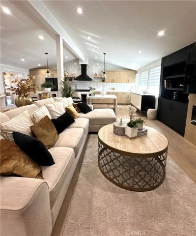 12746 Martha Ann, Los Alamitos, CA 90720