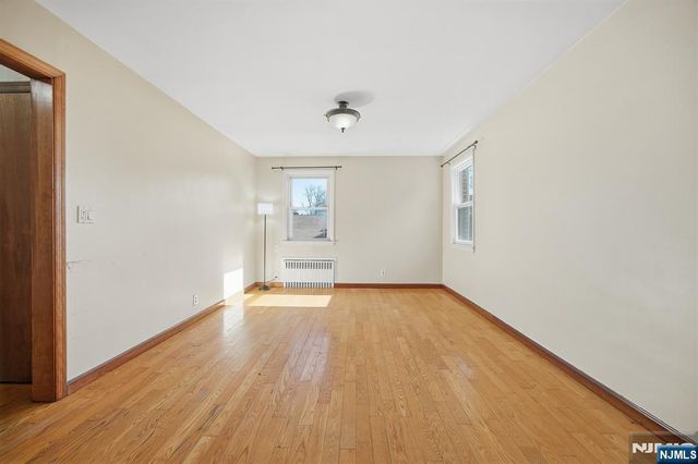 1026 Jassamine Way, Fort Lee, NJ 07024