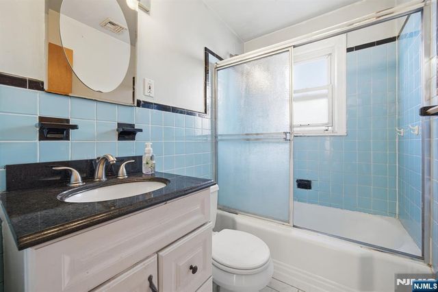 1026 Jassamine Way, Fort Lee, NJ 07024