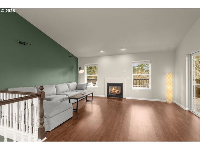 13261 Sw ESSEX Dr, Portland, OR 97223