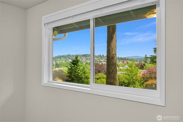 276 Briar Road, Bellingham, WA 98225