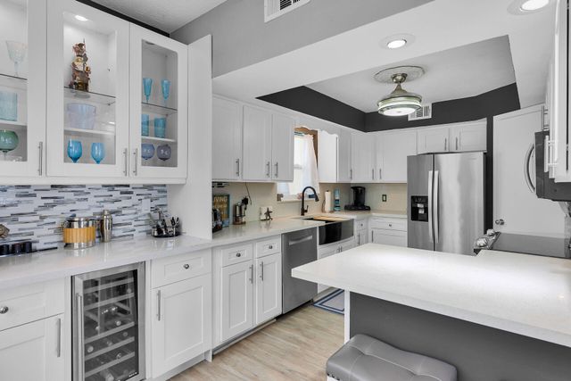 143 Aregood Lane D1, Plantation Key, FL 33036