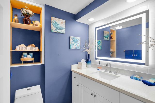 143 Aregood Lane D1, Plantation Key, FL 33036