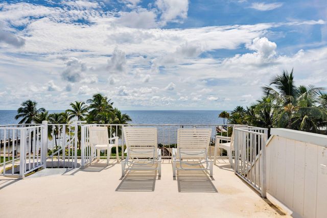 143 Aregood Lane D1, Plantation Key, FL 33036