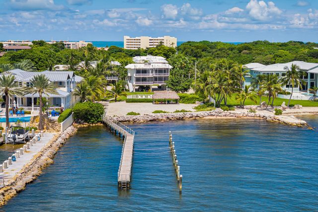 143 Aregood Lane D1, Plantation Key, FL 33036