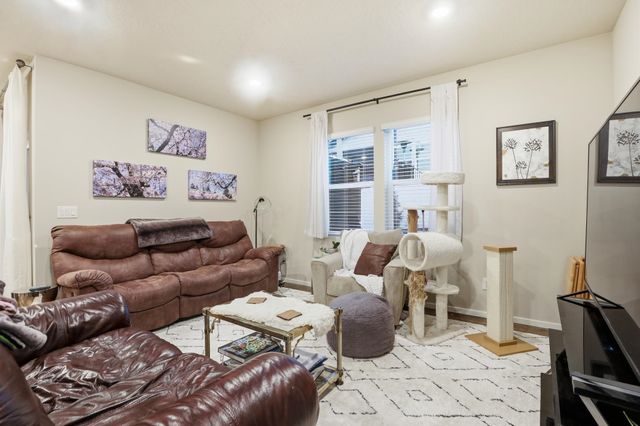 3231 N Stanley Rd, Spokane, WA 99217