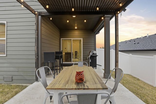 3231 N Stanley Rd, Spokane, WA 99217