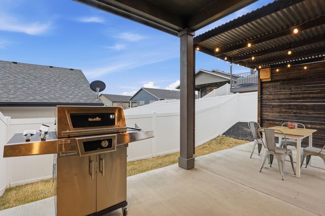 3231 N Stanley Rd, Spokane, WA 99217