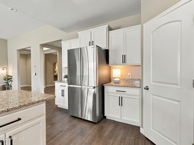 587 W DANISH RED Trail, San Tan Valley, AZ 85143