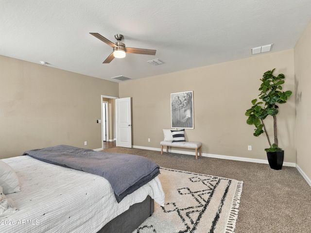 587 W DANISH RED Trail, San Tan Valley, AZ 85143