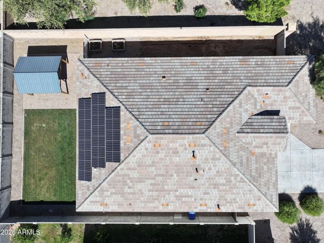 587 W DANISH RED Trail, San Tan Valley, AZ 85143
