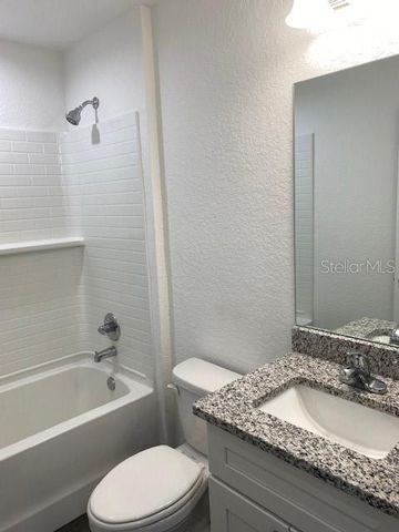 40 MAPLE LANE, Ocklawaha, FL 32179