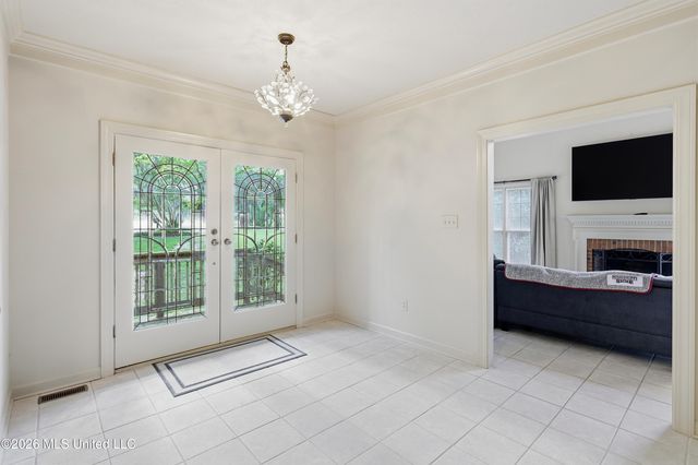 9 Avery Circle, Jackson, MS 39211